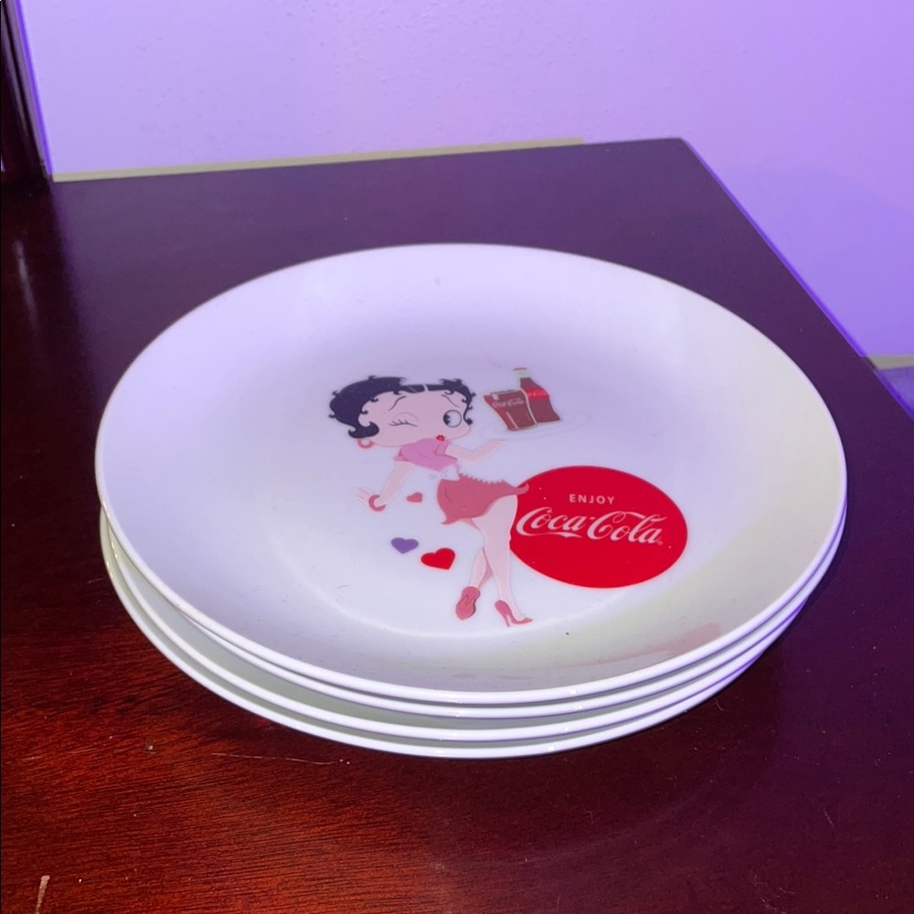 Betty boop vintage Coca Cola White Dinner Plates collectors Set